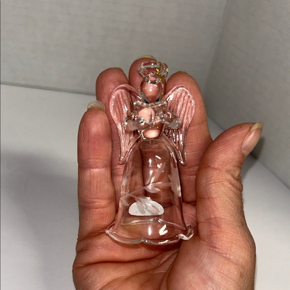 Princess House Crystal Angel Ornament Trio with Gold Highlights - Picture 3 of 8